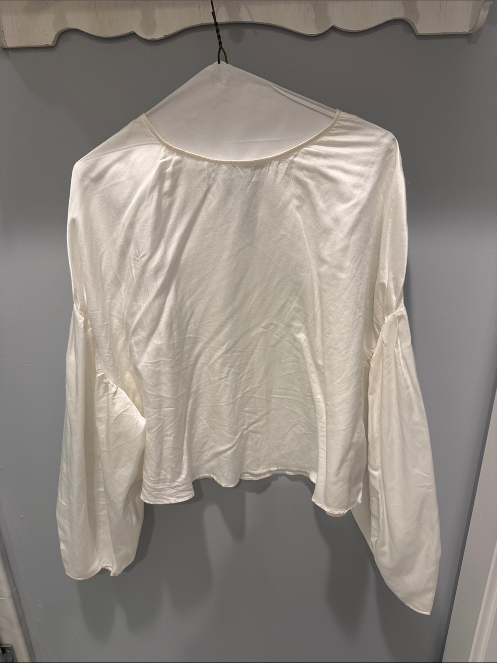 Citizens Of Humanity Ivory Long-Sleeve Billowy Blouse